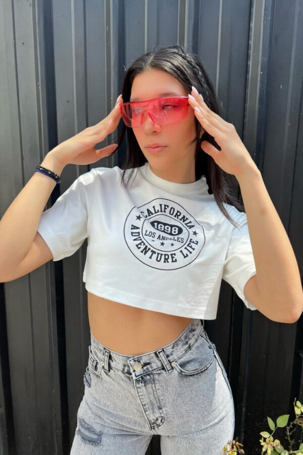 Cali Crop Tee