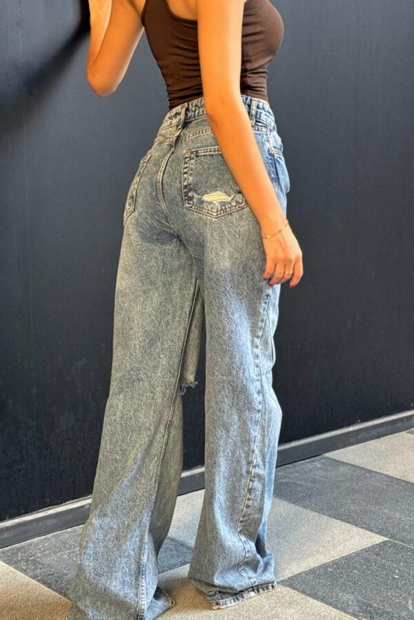 Wide Leg Jeans - Image 2